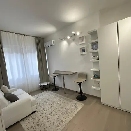 Rhome San Giovanni Apartamento